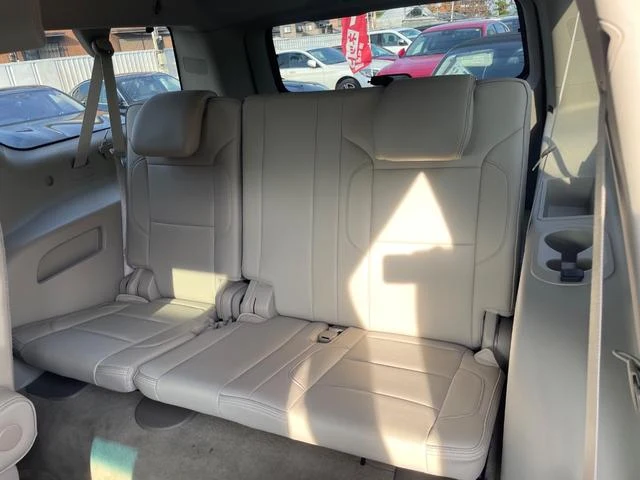 GMC YUKON 37