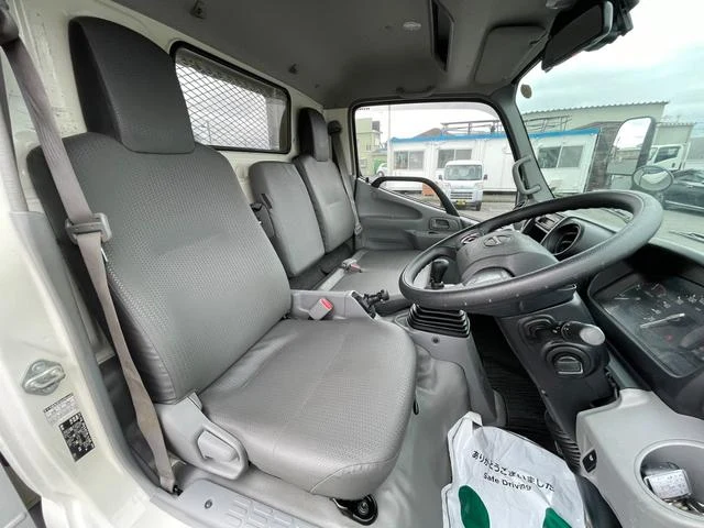 Hino DUTRO 12