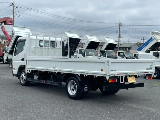 Mitsubishi Fuso CANTER 5