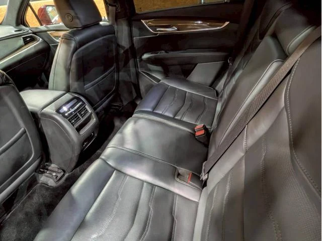 Cadillac XT5 57