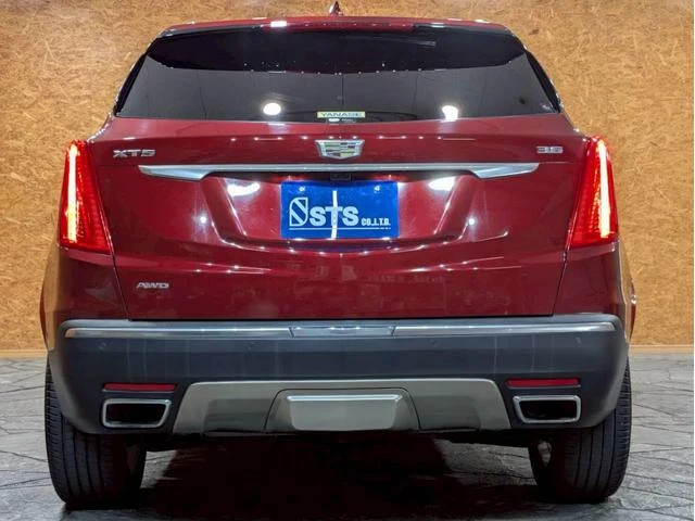 Cadillac XT5 13