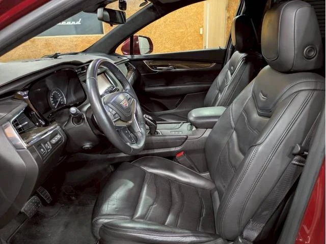 Cadillac XT5 50