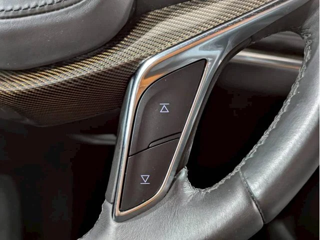 Cadillac XT5 25