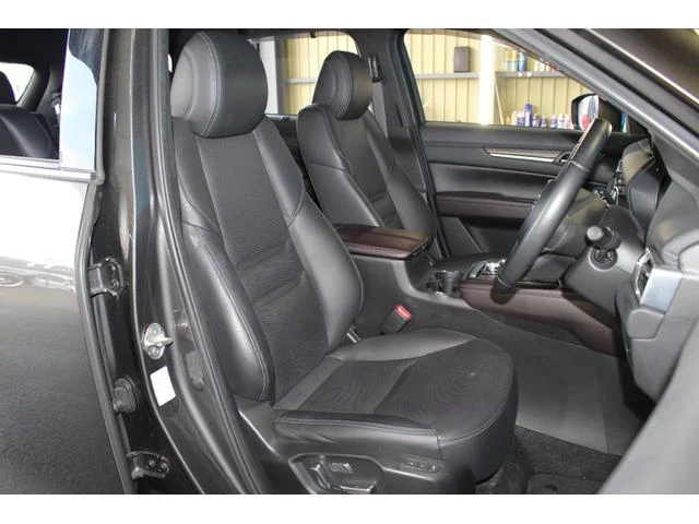 Mazda CX-8 4