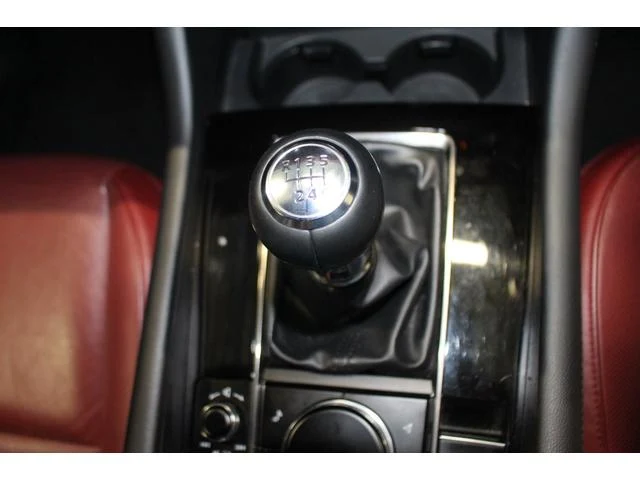 Mazda MAZDA3 54