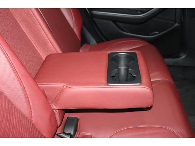 Mazda MAZDA3 47