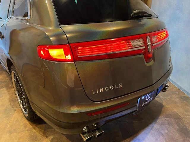Lincoln MKT 15