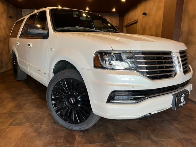 Lincoln NAVIGATOR