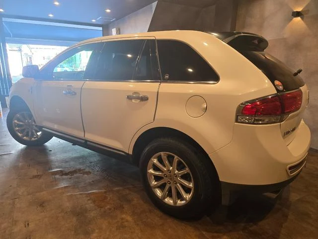 Lincoln MKX 4
