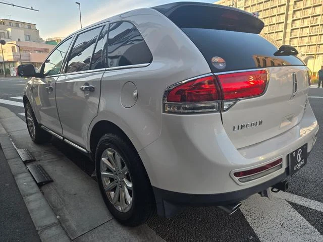 Lincoln MKX 10
