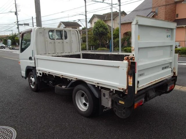 Mitsubishi Fuso CANTER 24