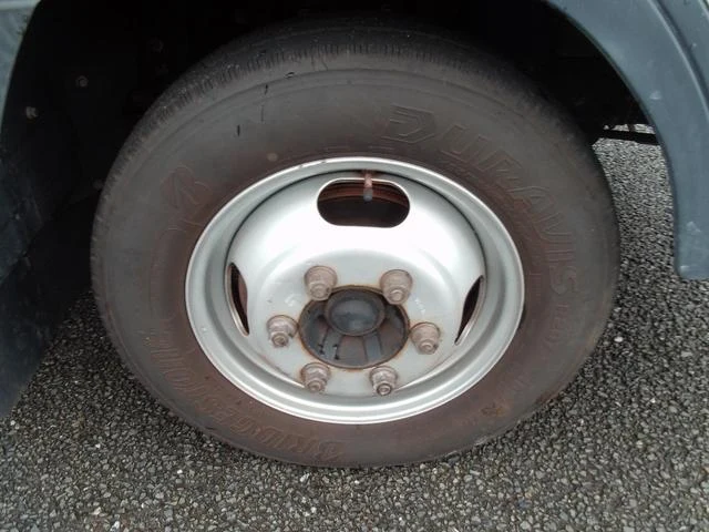 Mitsubishi Fuso CANTER 13