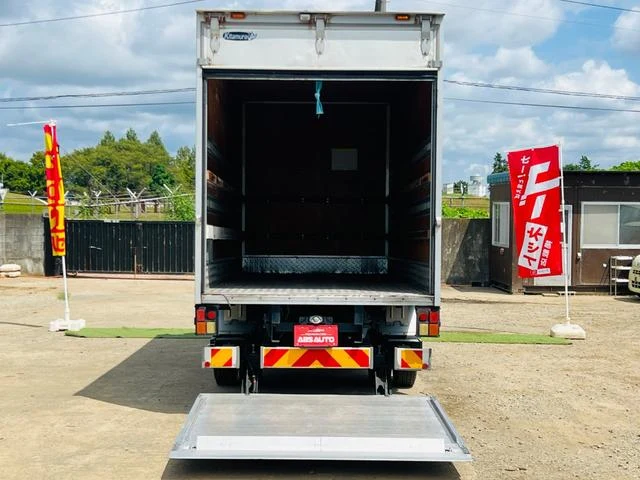 UD Trucks KAZET 11