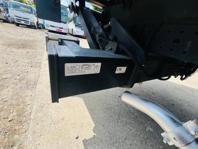 UD Trucks KAZET 26