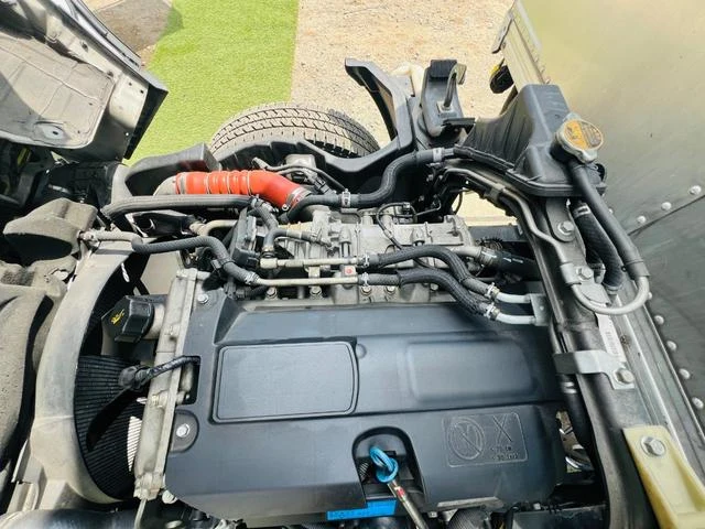 UD Trucks KAZET 30
