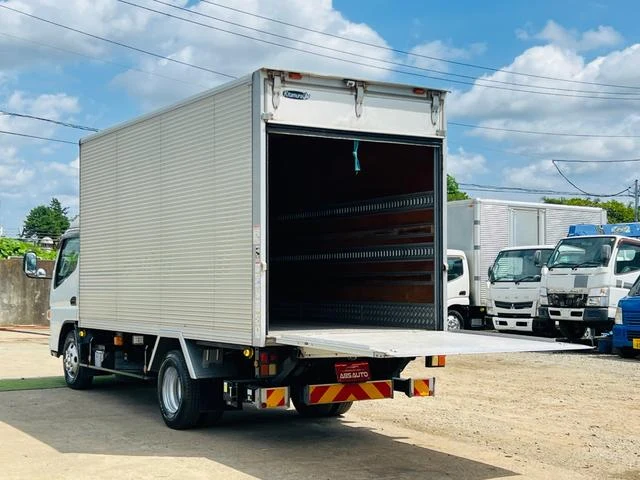 UD Trucks KAZET 7