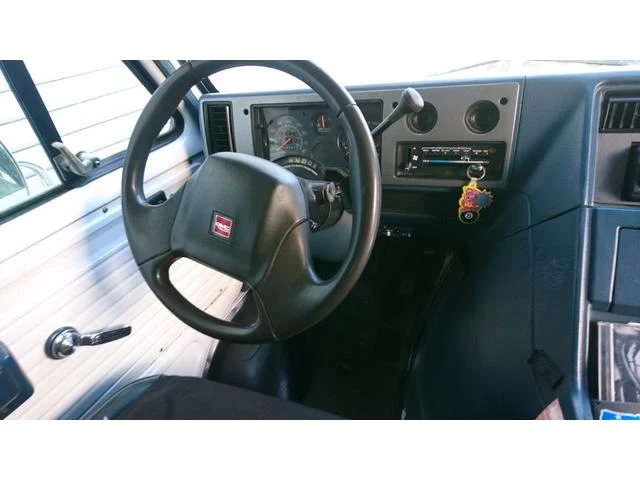 GMC VANDURA 2500 4