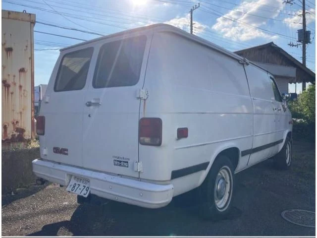 GMC VANDURA 2500 8