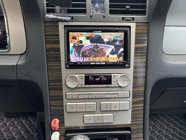 Lincoln NAVIGATOR 63