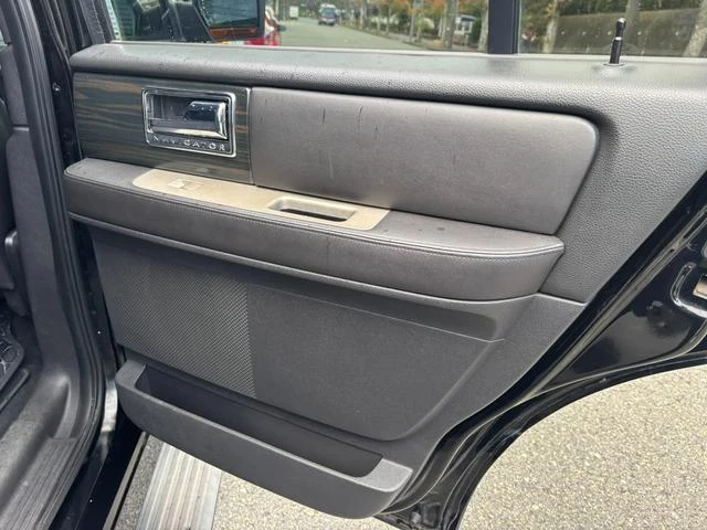 Lincoln NAVIGATOR 52
