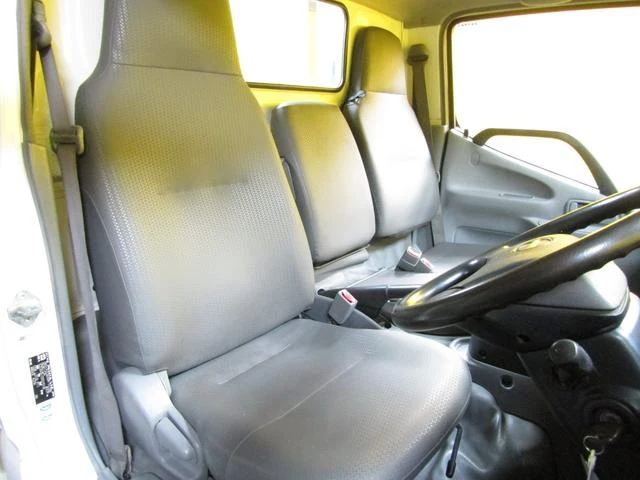 Hino DUTRO 9
