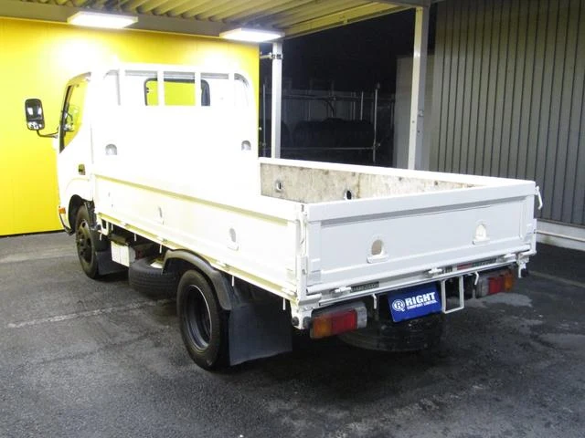Hino DUTRO 7