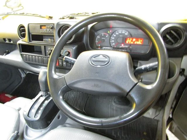 Hino DUTRO 8