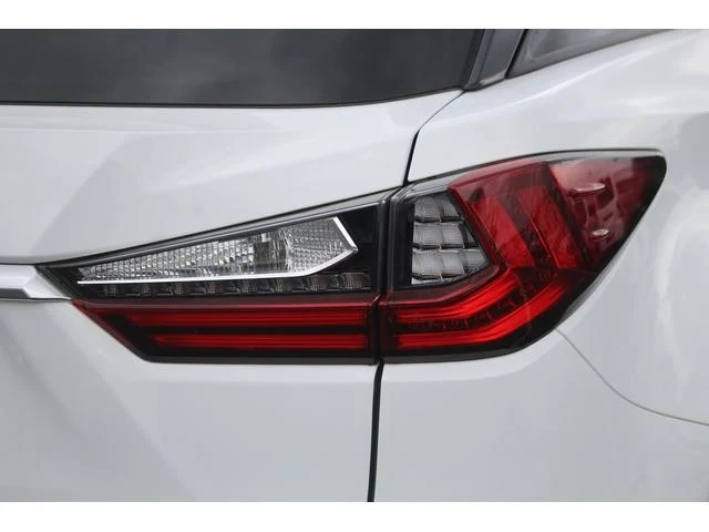 Lexus RX 28