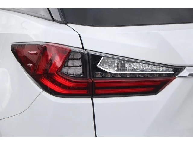 Lexus RX 27
