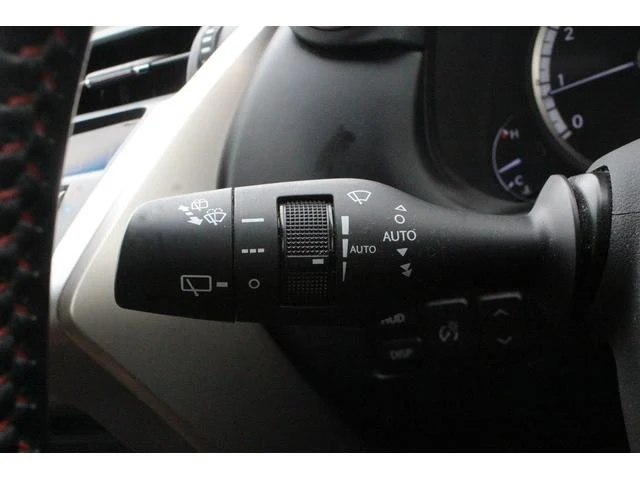 Lexus NX 50
