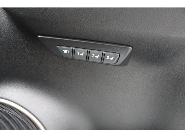 Lexus NX 63