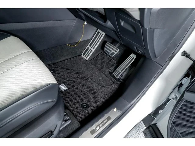 Lexus RX 43