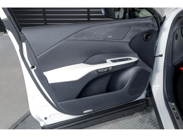Lexus RX 21