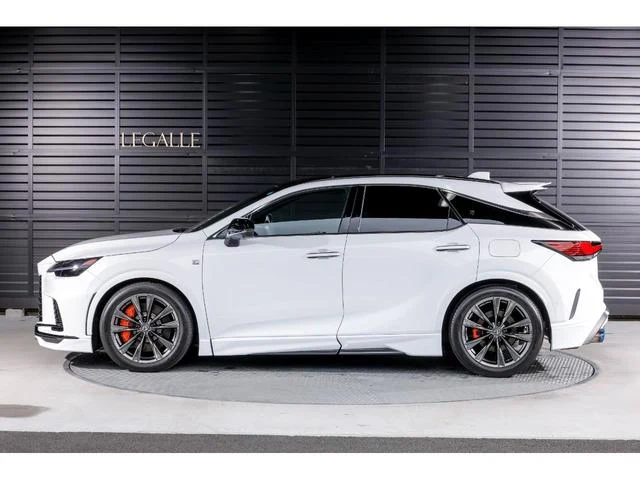 Lexus RX 10