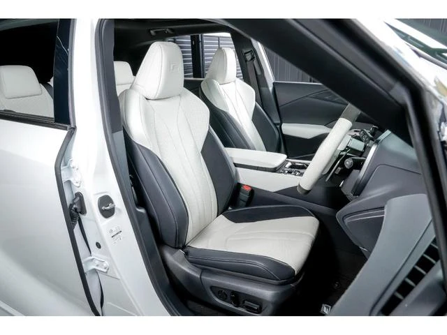 Lexus RX 15