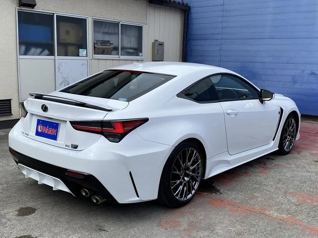 Lexus RC 7