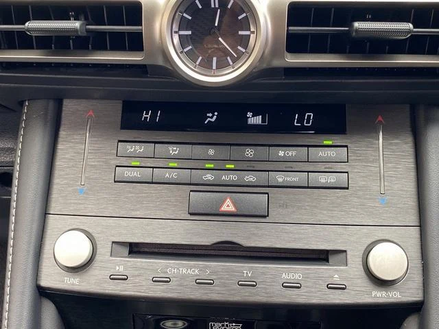 Lexus RC 22