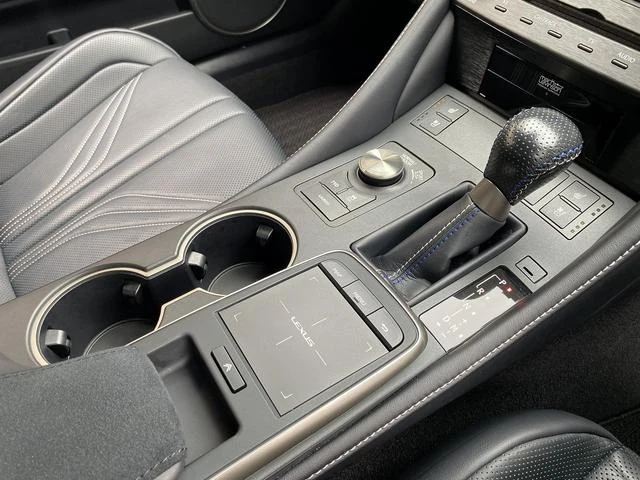 Lexus RC 26