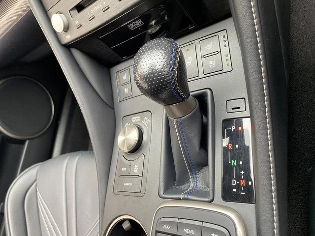 Lexus RC 27