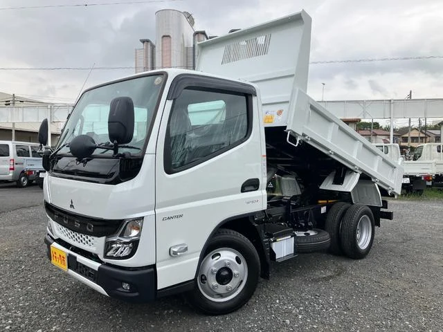 Mitsubishi Fuso CANTER 2