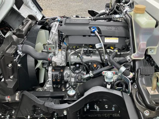Mitsubishi Fuso CANTER 39