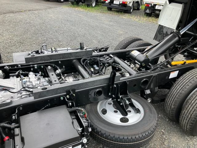 Mitsubishi Fuso CANTER 31