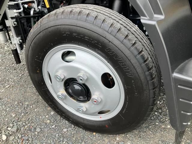 Mitsubishi Fuso CANTER 44