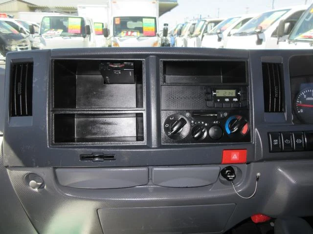 Isuzu ELF 14