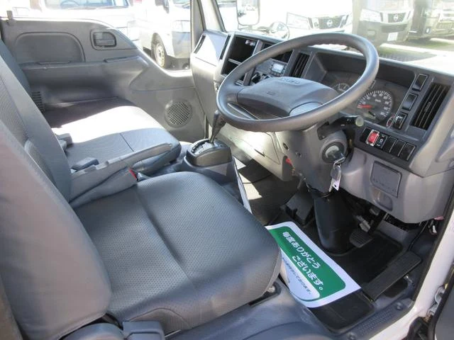 Isuzu ELF 11