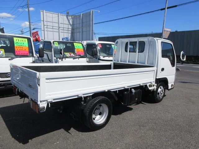 Isuzu ELF 8