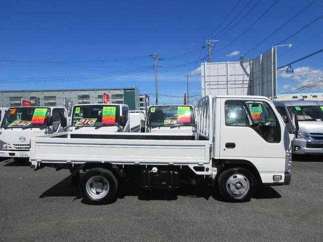 Isuzu ELF 4