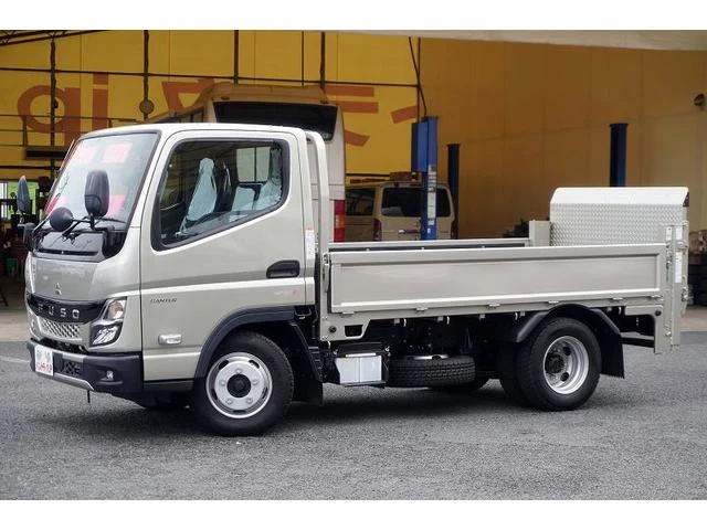 Mitsubishi Fuso CANTER 7