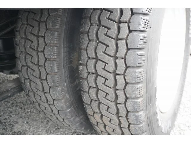 Mitsubishi Fuso CANTER 17