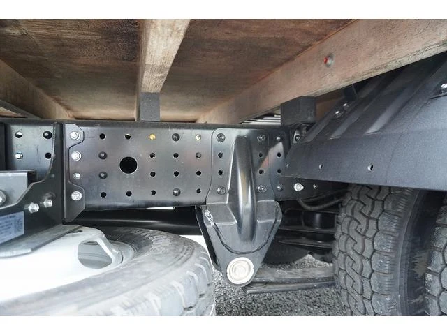 Mitsubishi Fuso CANTER 28